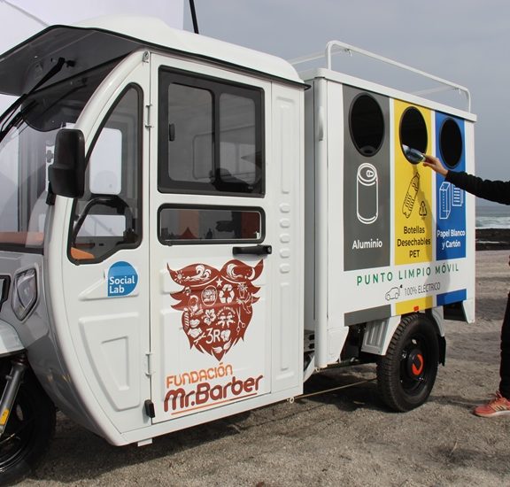 María Elena Debuts Electric Motorcycle that Will Serve as a Recycling Center