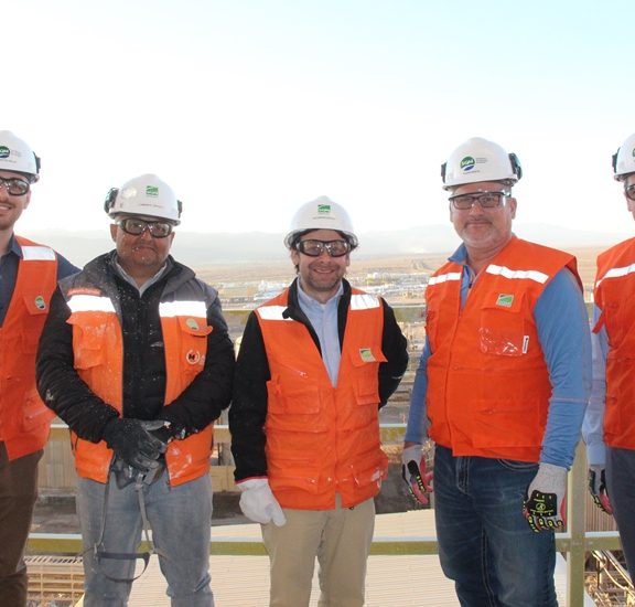 Viceministro de Tierras y Minerales del Ministerio de Recursos Naturales de Canadá visitó operación de litio en Antofagasta