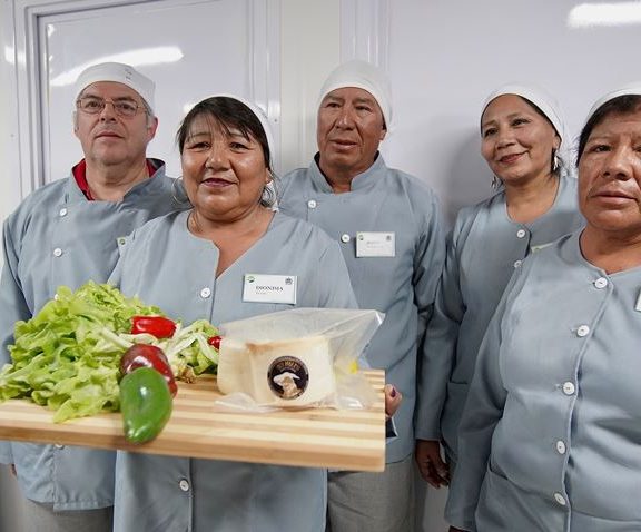 Pozo Almonte Farmers and Ranchers Inaugurate Farming Research and Development Center