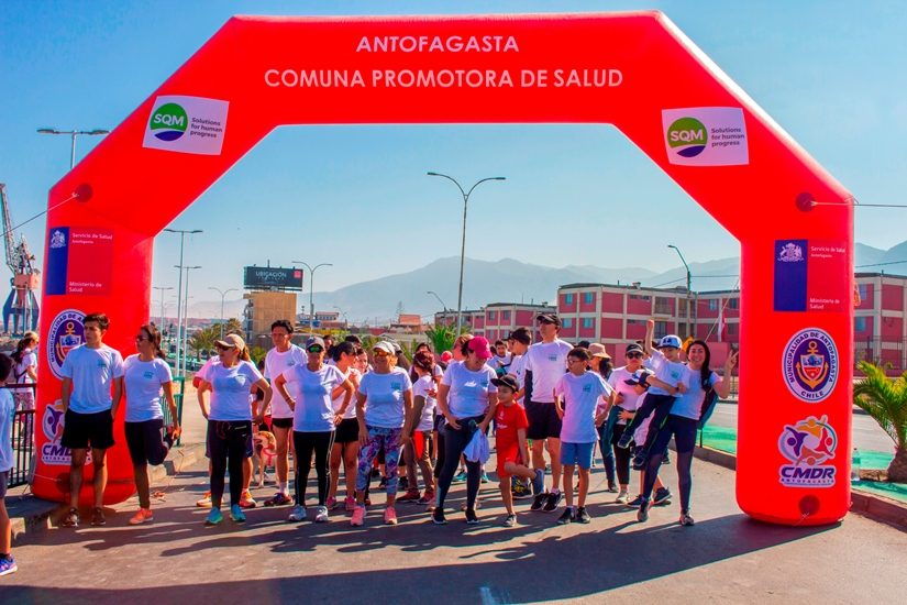 Corrida Familiar SQM: Antofagastinos se reúnen en torno al deporte y la vida sana