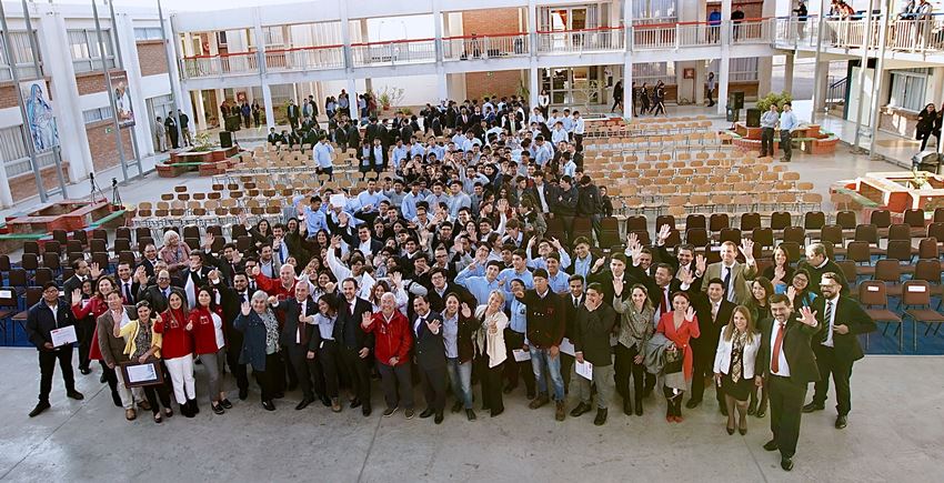 Three Hundred Students from Alto Hospicio Specialize in Mining Safety