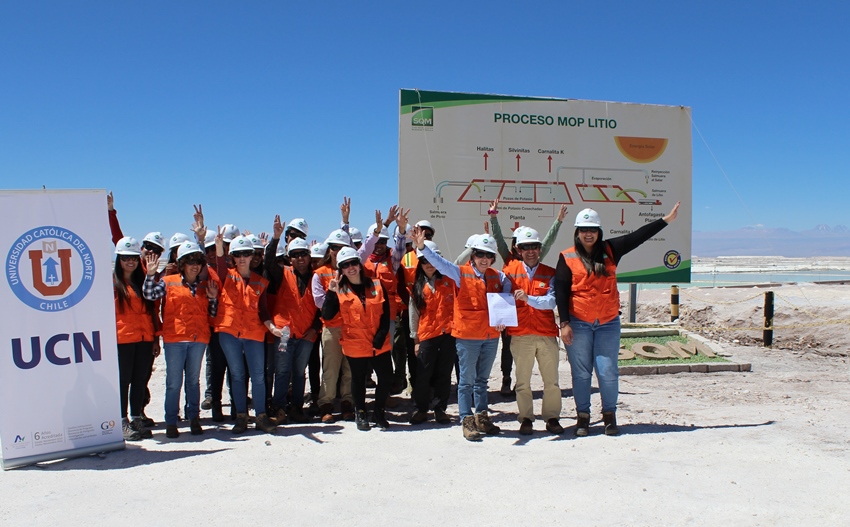 SQM and Universidad Católica del Norte Sign Agreement to Study Microorganisms in Brine