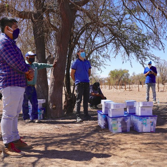 Ranchers from Pampa del Tamarugal Receive Shredders and Veterinary Kits to Face Public Health Crisis