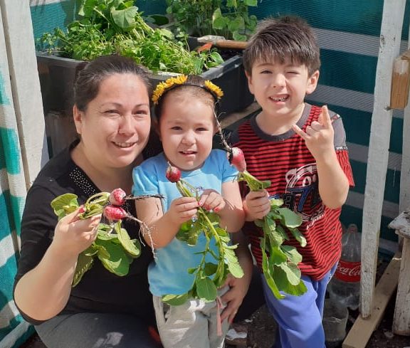 Más de 320 familias de Tocopilla, Quillagua y María Elena participarán de la segunda etapa del taller “Un Huerto en Mi Casa”