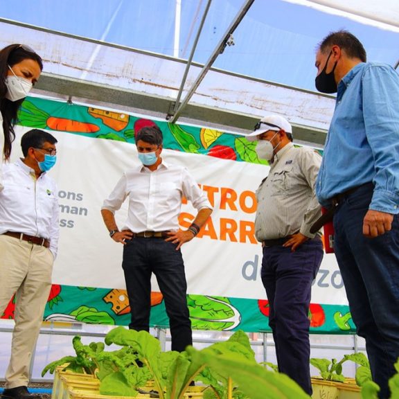 Ministro de Ciencias destaca trabajo colaborativo del Centro de Investigación y Desarrollo Agropecuario de Pozo Almonte