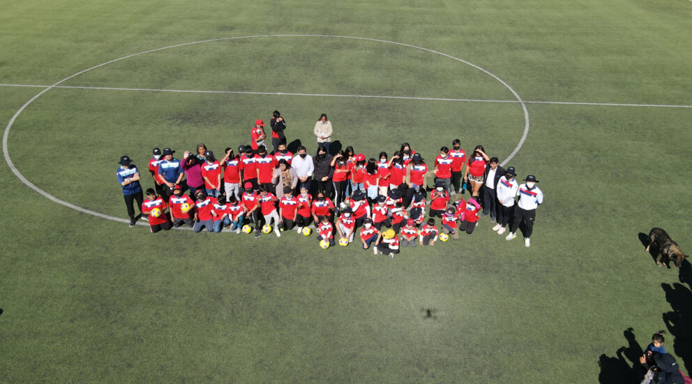 Niños, niñas y adolescentes de Toconao cuentan con Escuela de Fútbol profesional