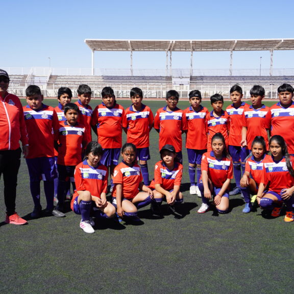 Escuelas de Fútbol de Toconao y María Elena animaron vibrantes partidos amistosos