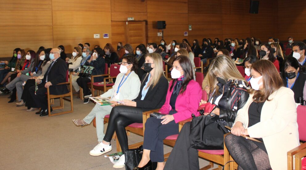 (Español) Más de 200 participantes en primera versión del seminario “Vamos por + Mujeres en Minería”