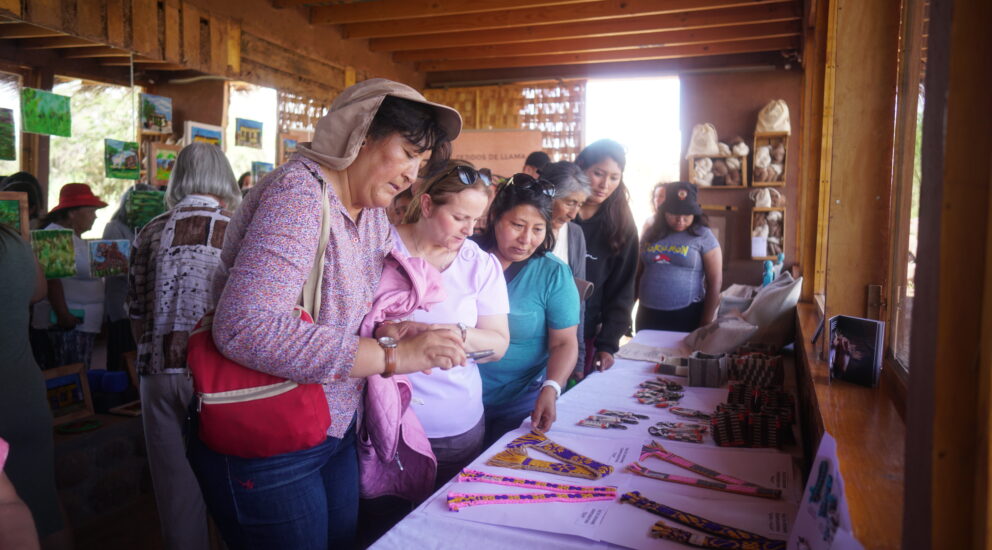 Casa Telar celebró su cuarto aniversario con un intercambio cultural entre artesanas de Quillagua y de los poblados del Salar de Atacama