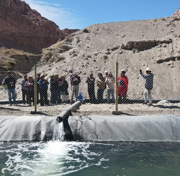 Asociación Atacameña de regantes y agricultores de la Quebrada de Soncor inauguran estanque de agua con apoyo de SQM