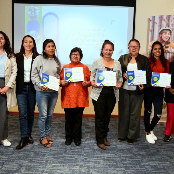 Emprendedoras de Tarapacá culminan Academia “Mujeres con Sentido Inclusivo 2023”