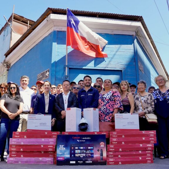 Neighbors and merchants of Iquique’s historic district install 500 surveillance cameras to tighten security in the sector